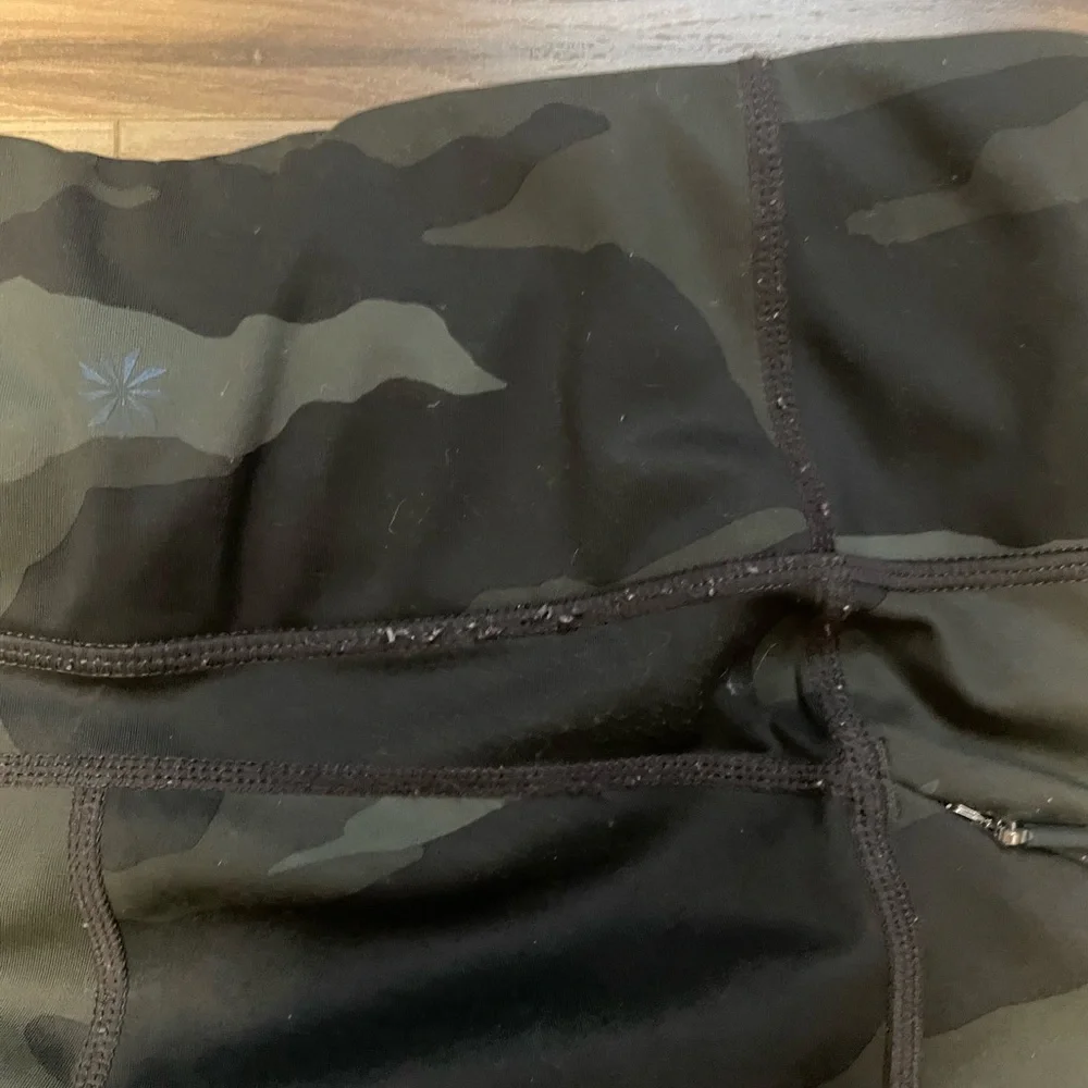 -Athleta 7/8 Contender Powerlift Tight Camo Leggings- - Picture 10 of 10